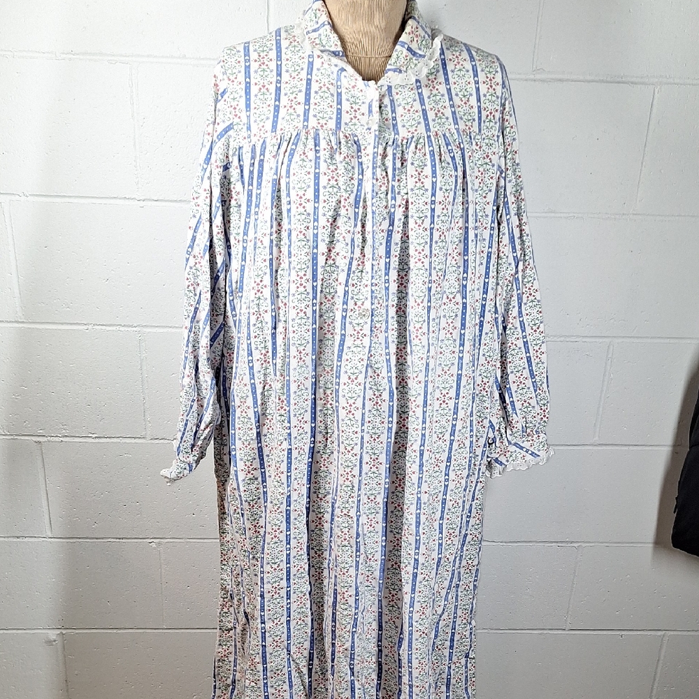 Floral Striped Women's Lanz Nightgown